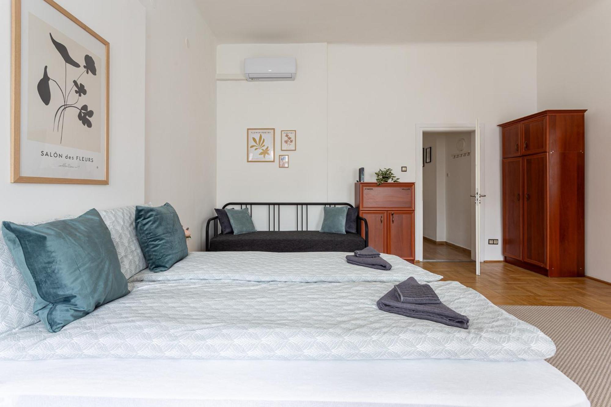 Urania Apartments 부다페스트 외부 사진